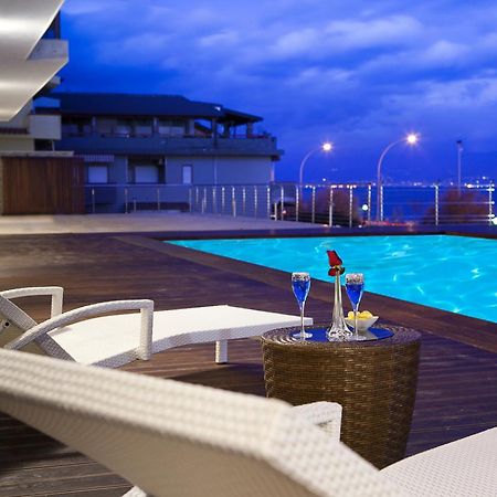Main Palace Hotel 로칼루메라 외부 사진