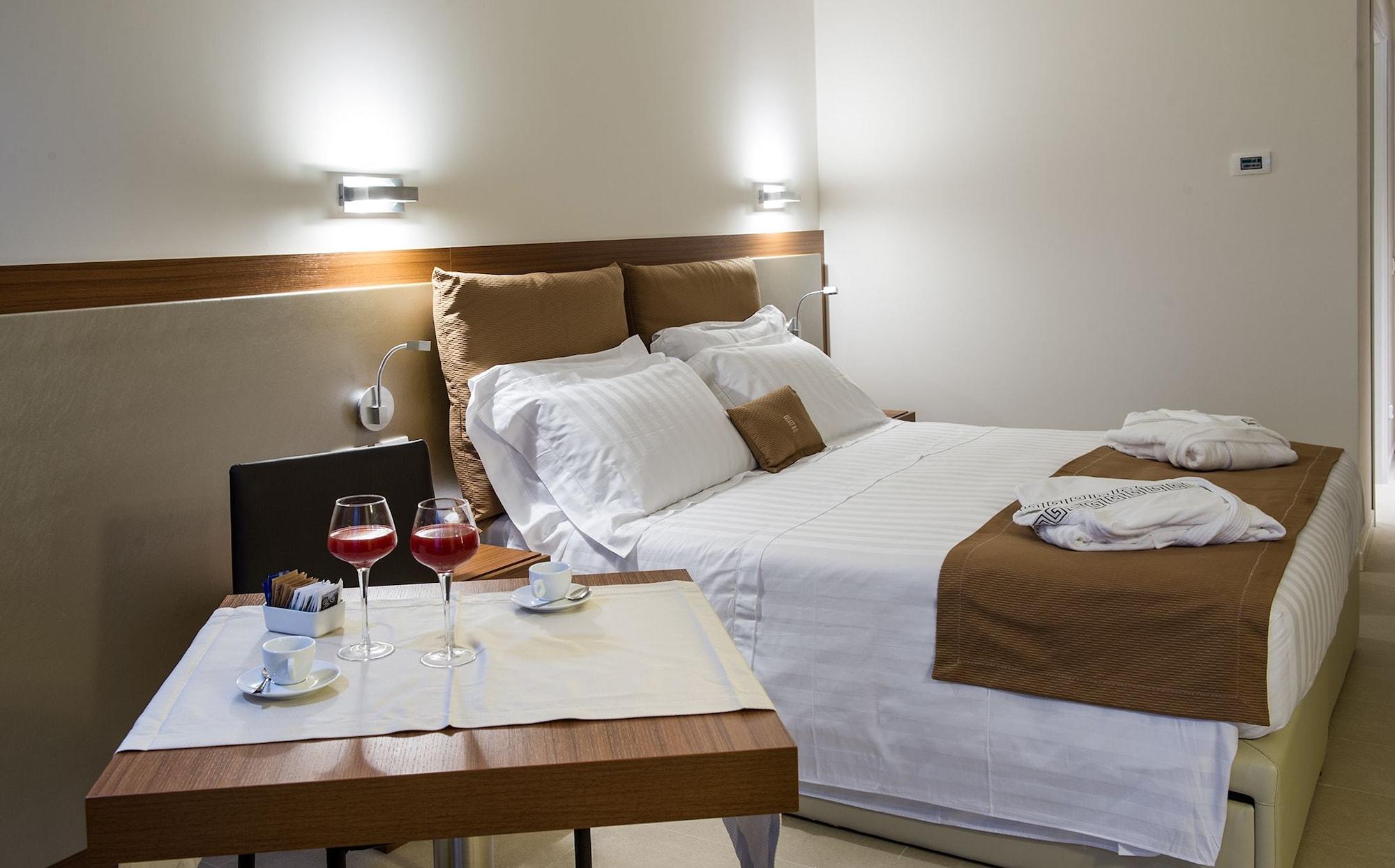 Main Palace Hotel 로칼루메라 외부 사진