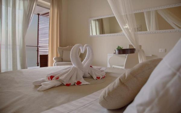 Main Palace Hotel 로칼루메라 외부 사진